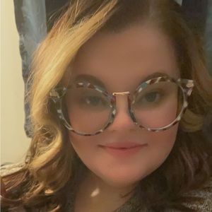 Meet your Posher, Arianna